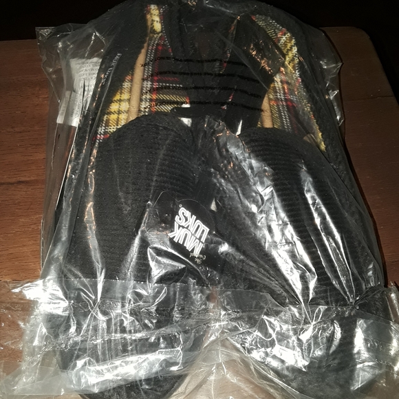 Muk Luks Men Slippers Size 8-9 in Black - Picture 6 of 6